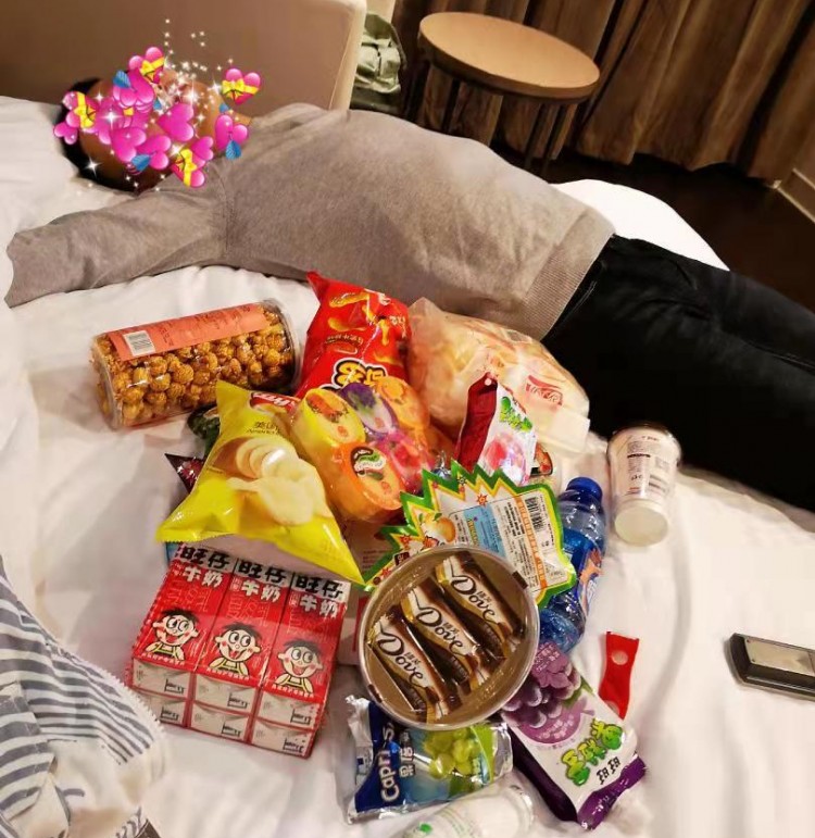 Soul上1042天异地恋每天一个爱心外卖他们的认识竟始于..